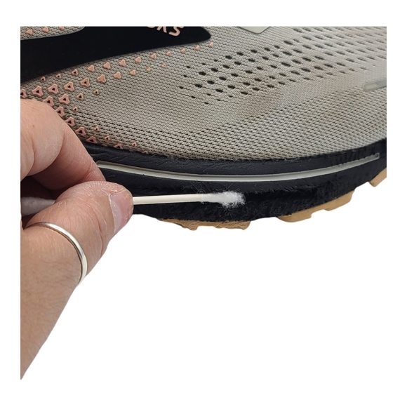 Brooks Adrenaline GTS 22 Sneakers Size 11 Wide 1203531D035 Women's - Picture 9 of 16